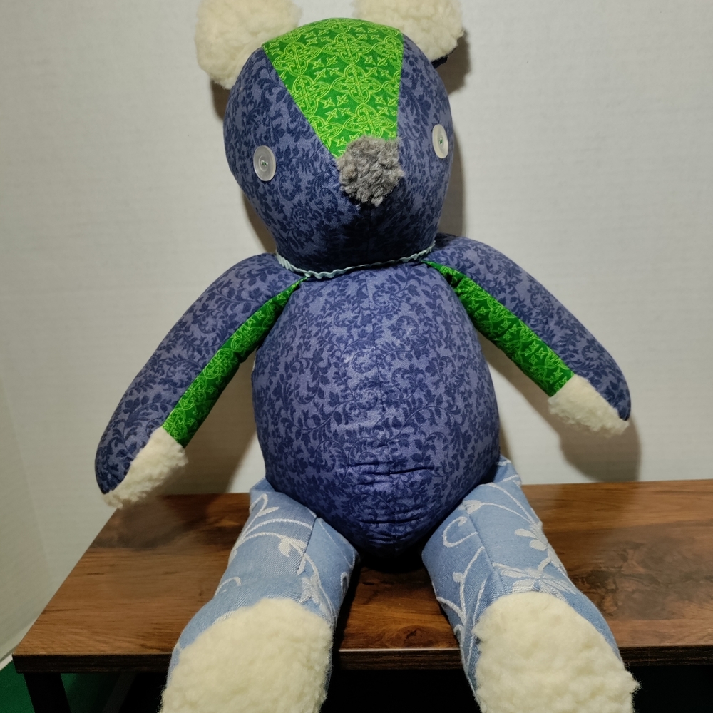 Teddy Bear Plush Unmarked Possibly Hand Stitched Sits at 15 in.￼